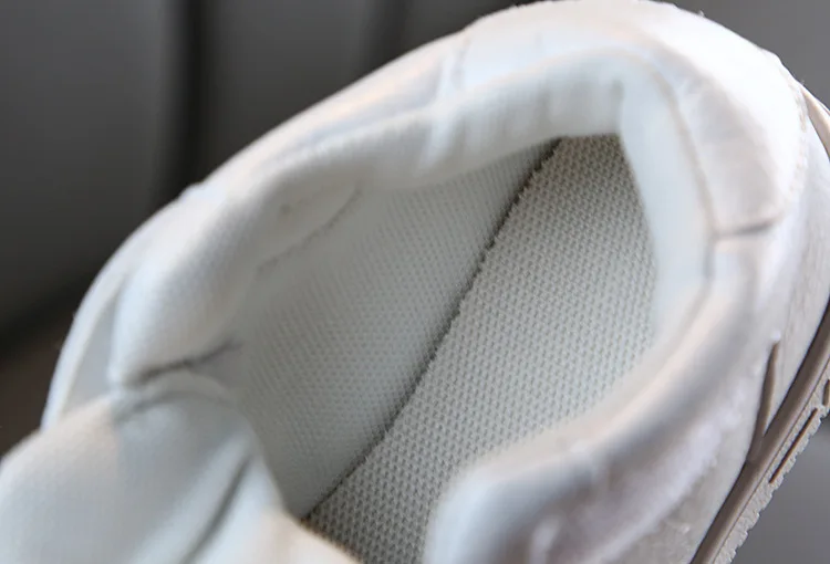 Autumn and Winter Children's Shoes Boys and Girls Breathable Casual Shoes Non-slip Soft Bottom Toddler Shoes
Autumn and Winter Children's Shoes Boys and Girls Breathable Casual Shoes Non-slip Soft Bottom Toddler Shoes