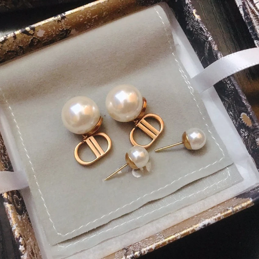 New pearl earrings for women summer charms romantic personality pendant earrings jewelry holiday gifts free shipping
New pearl earrings for women summer charms romantic personality pendant earrings jewelry holiday gifts free shipping