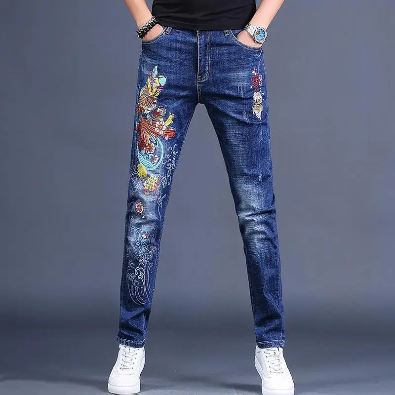 Light Luxury Men’s Embroidery Blue Jeans,High Quality Slim-fit Denim Pants,White Wash Scratches Casual Jeans,Sexy Jeans Pants;
Light Luxury Men’s Embroidery Blue Jeans,High Quality Slim-fit Denim Pants,White Wash Scratches Casual Jeans,Sexy Jeans Pants;