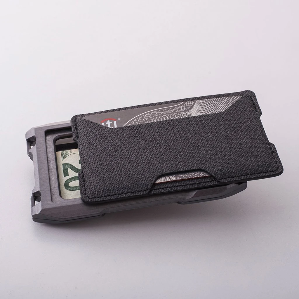2021 New Fashion Metal Cardholder Wallet Men Business Badge Credit Card Holder Small Aviator Minimalist Wallet for Card Man
2021 New Fashion Metal Cardholder Wallet Men Business Badge Credit Card Holder Small Aviator Minimalist Wallet for Card Man