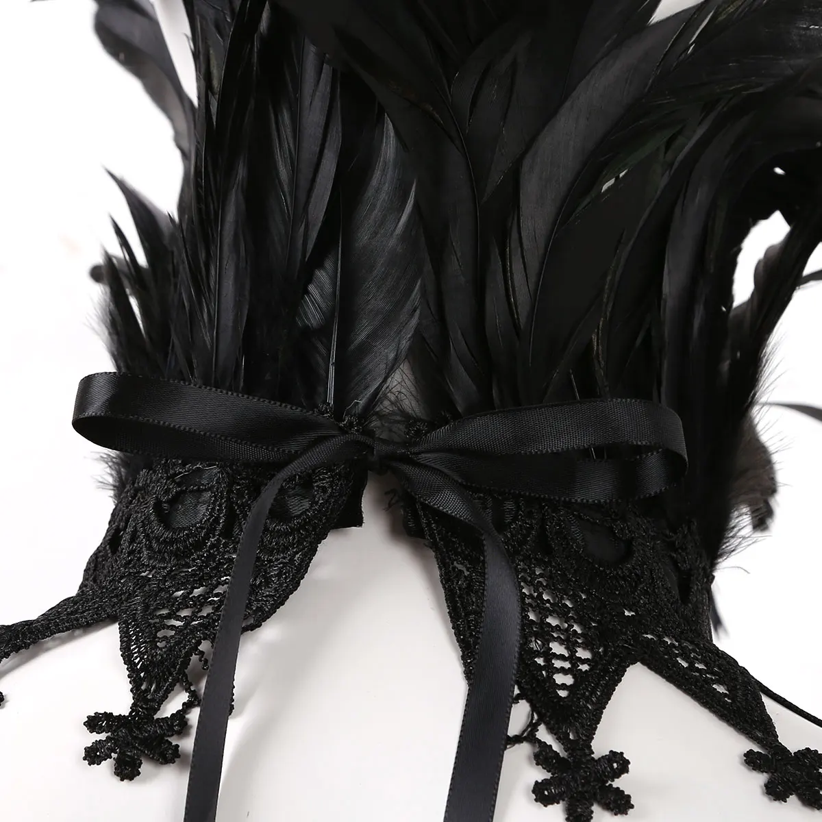 Women Gothic Feather Choker Collar Victorian Natural Feather Splice Lace Collar Choker Cape Cosplay Party Costume Accessories
Women Gothic Feather Choker Collar Victorian Natural Feather Splice Lace Collar Choker Cape Cosplay Party Costume Accessories