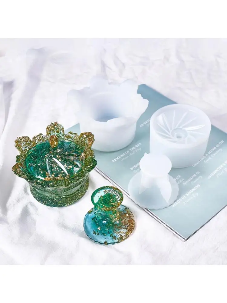 Crystal Epoxy Resin Mold Crown Storage Box Organizer Casting Silicone Mould DIY Crafts Container Making Tool 
Crystal Epoxy Resin Mold Crown Storage Box Organizer Casting Silicone Mould DIY Crafts Container Making Tool