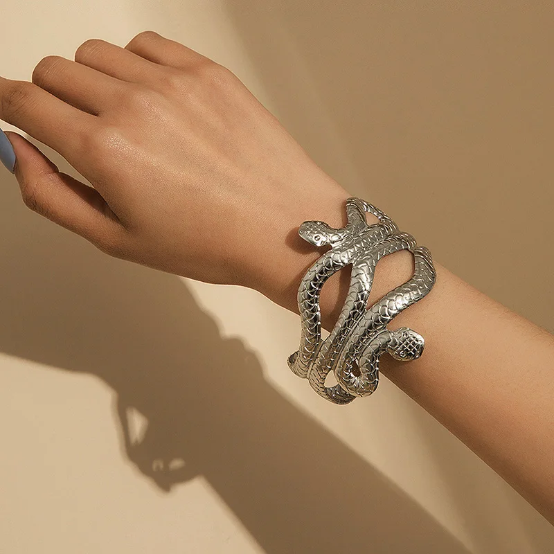 

Fashion Steampunk Snake Wide Opened Bangles Gold Color Metal Cuff Armband Bracelets & Bangle For Women Girls Wrist Punk Jewelry