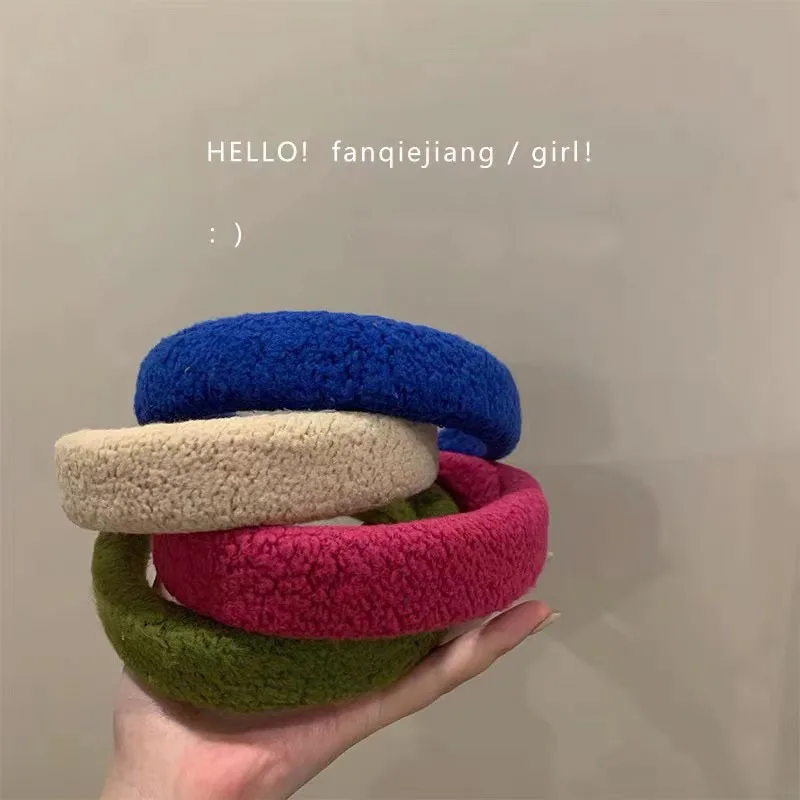 Корейский разноцветный плюшевый ягненок ободок для волос с широкими полями женская осенне-зимняя красная новая шпилька для волос
Корейский разноцветный плюшевый ягненок ободок для волос с широкими полями женская осенне-зимняя красная новая шпилька для волос