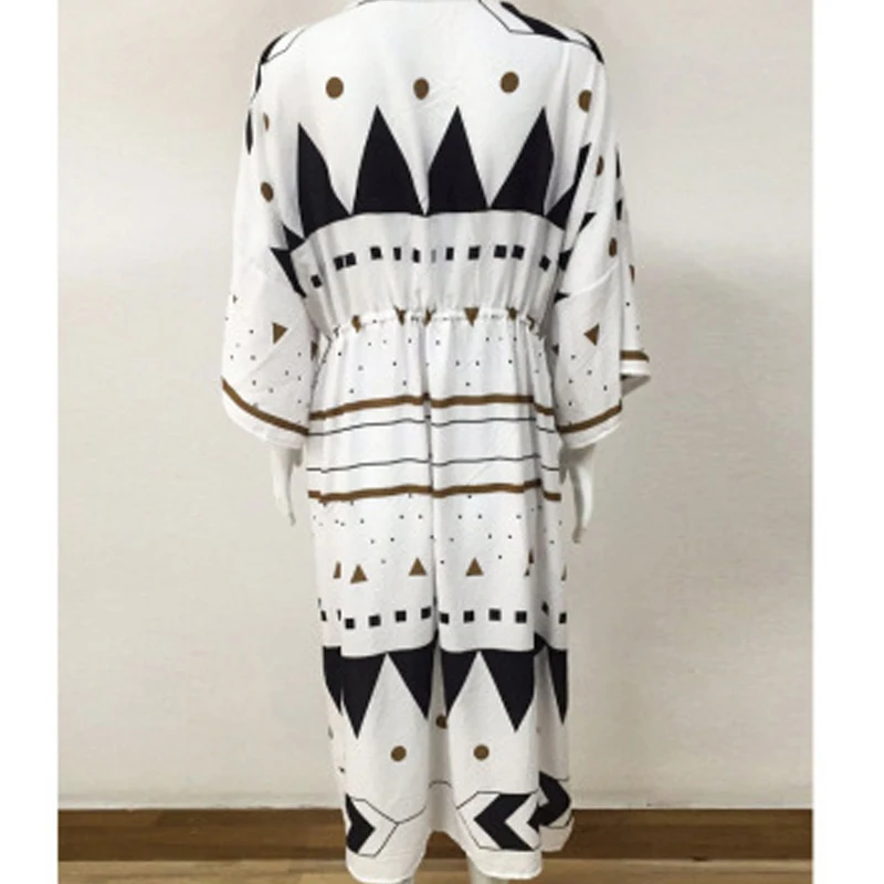 2021 European American Chiffon Sunscreen Clothing Sexy Mid-Length Skirt Female Swimsuit Cardigan Vacation Loose Beach Jacket 
2021 European American Chiffon Sunscreen Clothing Sexy Mid-Length Skirt Female Swimsuit Cardigan Vacation Loose Beach Jacket