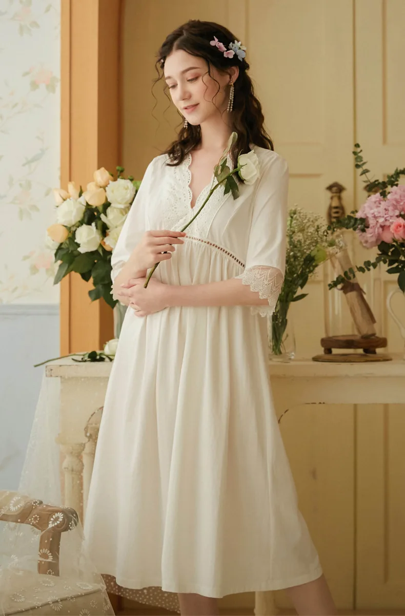 Cotton Nightdress Women Summer Court Princess Night Gown Loungewear White Half Sleeve V-neck Loose Plus Size Night Sleepwear
Cotton Nightdress Women Summer Court Princess Night Gown Loungewear White Half Sleeve V-neck Loose Plus Size Night Sleepwear