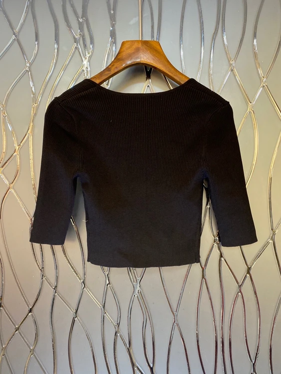 2021 spring and summer new women's Square Collar solid decoration short sleeve versatile knitting short top 310
2021 spring and summer new women's Square Collar solid decoration short sleeve versatile knitting short top 310