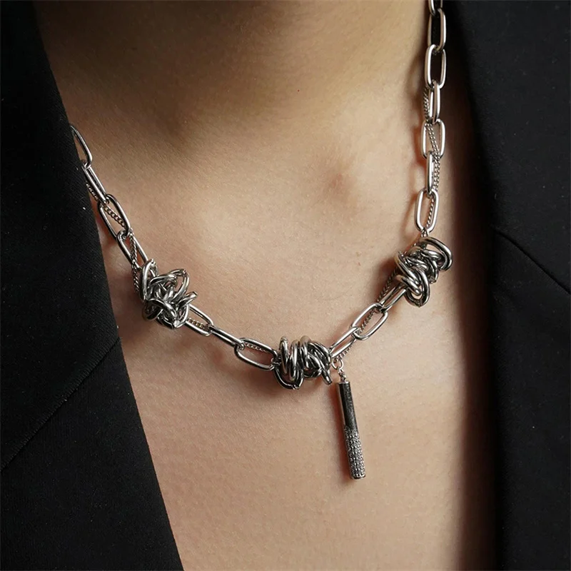 New punk hip hop titanium steel thorn necklace female trend light luxury design sense senior clavicle chain jewelry wholesale
New punk hip hop titanium steel thorn necklace female trend light luxury design sense senior clavicle chain jewelry wholesale
