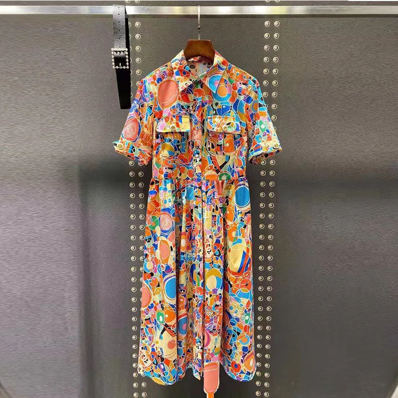 Runway 2021 Fashion Women Dress Turn-Down Collar Vintage Printed Short Sleeve Single Breasted Party Club Elegant Za Midi Dresses
Runway 2021 Fashion Women Dress Turn-Down Collar Vintage Printed Short Sleeve Single Breasted Party Club Elegant Za Midi Dresses