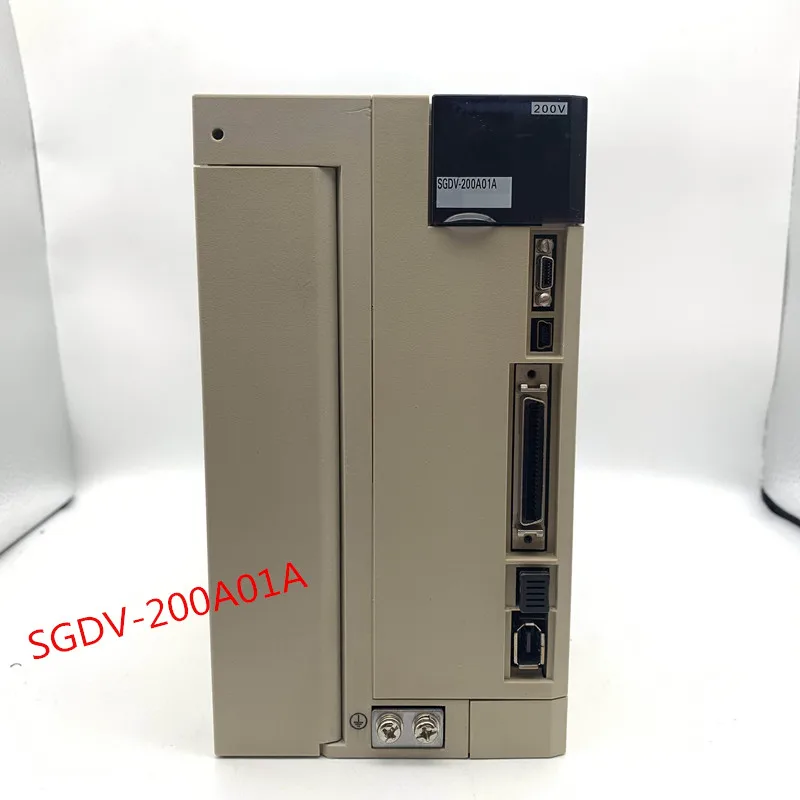 Новый сэрвопакк SGDV 200A01A002000 / 200A01A сервопривод абсолютно новый и