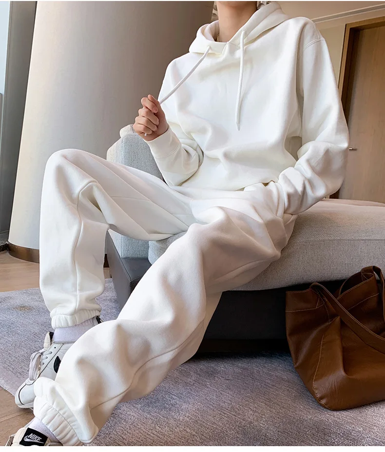 Women's Wear 2020 Autumn/Winter New Style Hooded Rope Pull Fashionable Quality Fleece Sports Suit
Women's Wear 2020 Autumn/Winter New Style Hooded Rope Pull Fashionable Quality Fleece Sports Suit