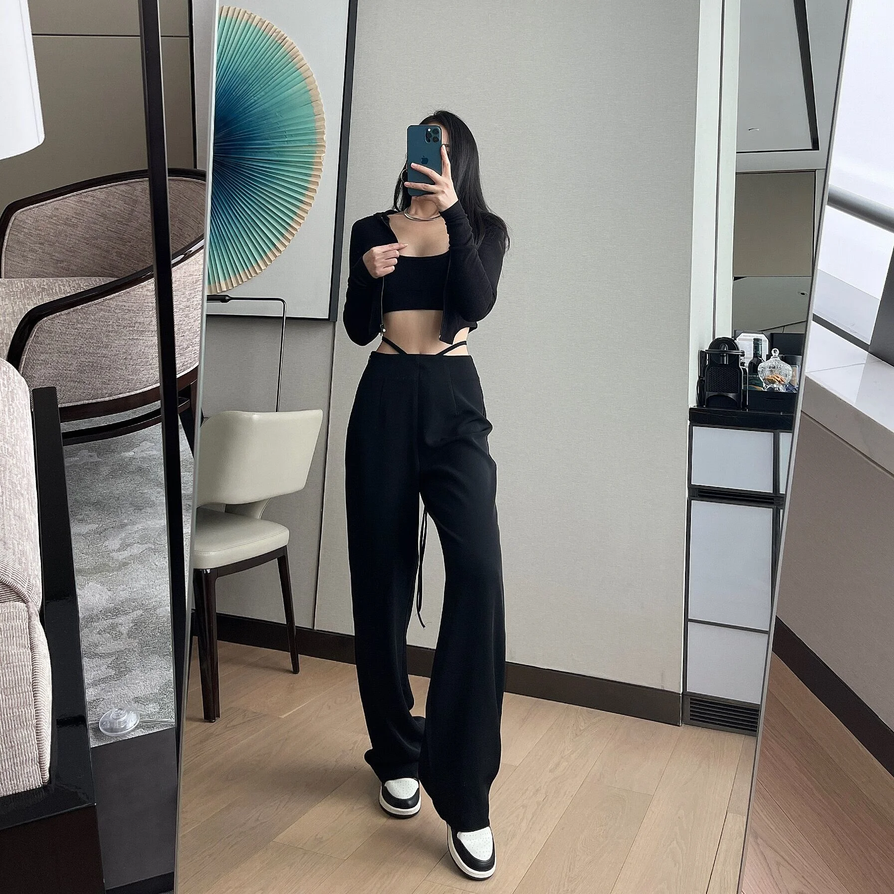 Pants & Capris
Pants & Capris