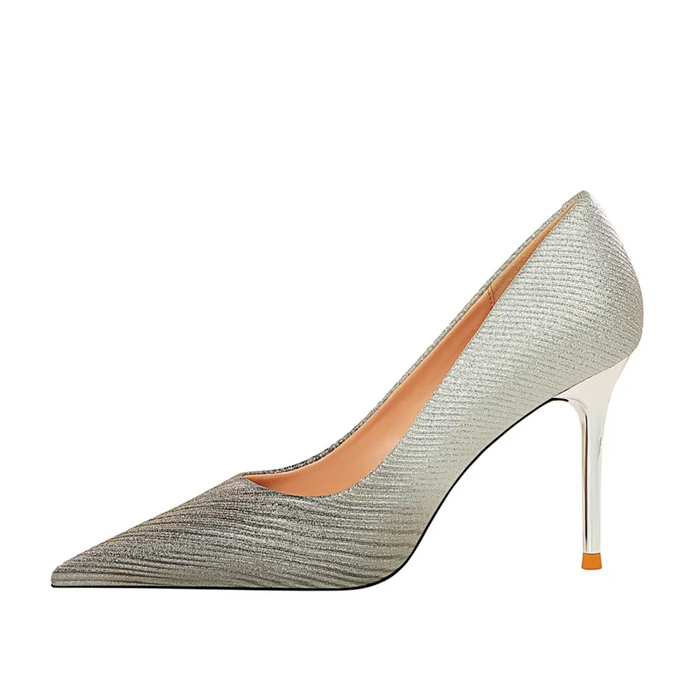 Spring/Autumn wedding shoes bride silver sexy high heels pumps women shoes heels pumps 9cm pointed toe stiletto
Spring/Autumn wedding shoes bride silver sexy high heels pumps women shoes heels pumps 9cm pointed toe stiletto