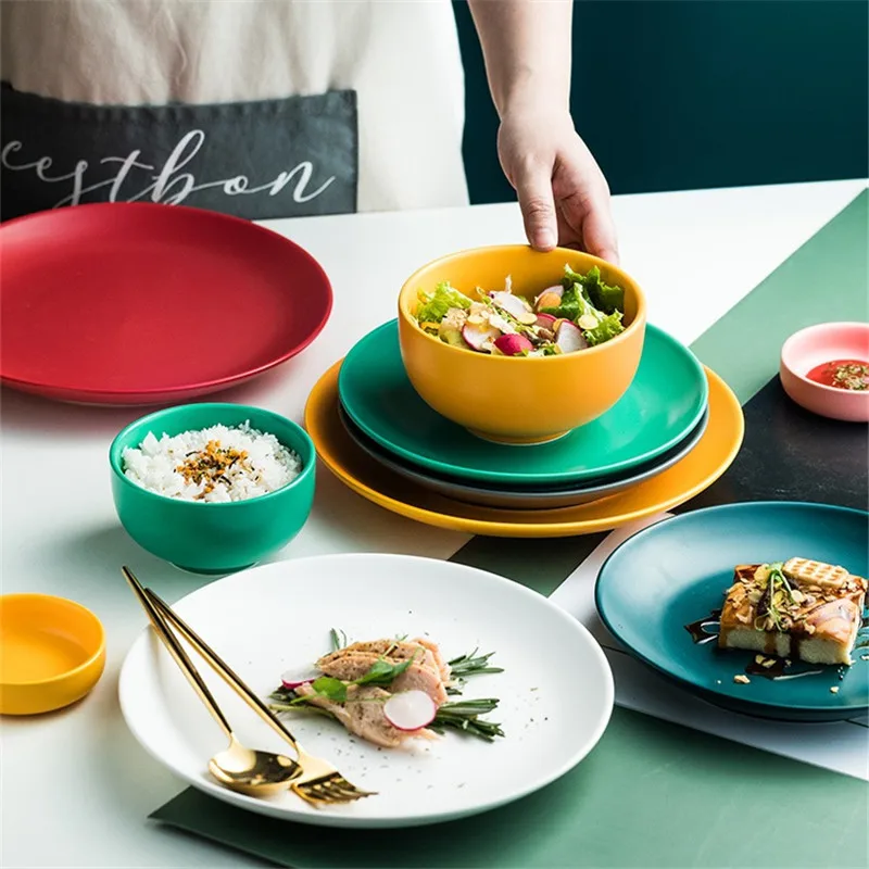 

Креативная цветная глазурованная керамическая тарелка, бытовая миска для риса, тарелка в западном стиле, набор посуды, набор посуды