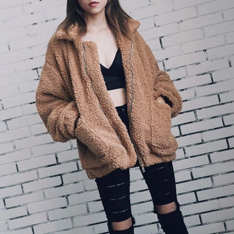 Elegant Faux Fur Coat Women Autumn Winter Warm Soft Zipper Fur Female Plush Overcoat Poet Casual Teddy Outwear
Elegant Faux Fur Coat Women Autumn Winter Warm Soft Zipper Fur Female Plush Overcoat Poet Casual Teddy Outwear