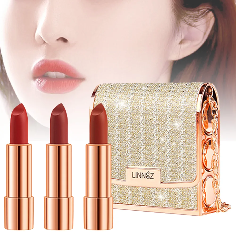 3Pcs Lipstick Makeup Set with a Cluth Holder Matte Texture Long Lasting Lip Makeup Gloss
3Pcs Lipstick Makeup Set with a Cluth Holder Matte Texture Long Lasting Lip Makeup Gloss