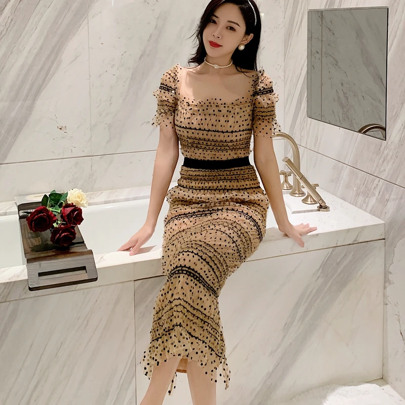 New Arrivel Summer Polka Dot Dress Mesh Bodycon Sexy Vintage Women Dress Backless Short Sleeve Party Dress
New Arrivel Summer Polka Dot Dress Mesh Bodycon Sexy Vintage Women Dress Backless Short Sleeve Party Dress