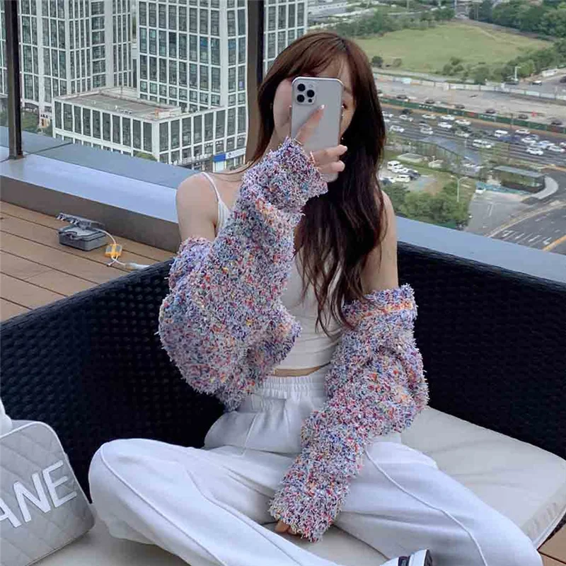 French Style Xiaoxiang Socialite Knitwear for Women 2021 New Gentle Colorful Woven Fashion Chic Short Cardigan
French Style Xiaoxiang Socialite Knitwear for Women 2021 New Gentle Colorful Woven Fashion Chic Short Cardigan
