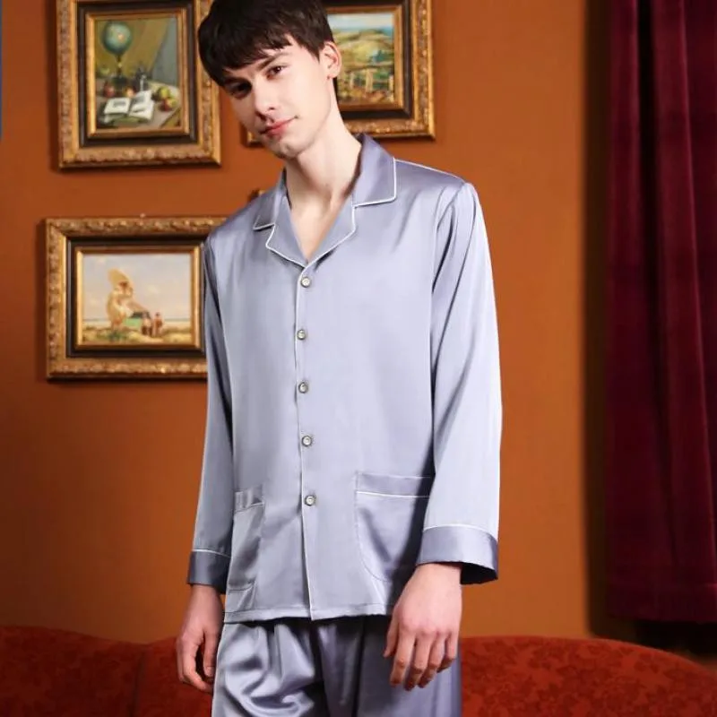 Large Size Men Pajamas Set Satin Lovers 2PCS Shirt&Pants Solid Sleepwear Loose Sleep Set Couple Pyjamas Suit Home Clothing
Large Size Men Pajamas Set Satin Lovers 2PCS Shirt&Pants Solid Sleepwear Loose Sleep Set Couple Pyjamas Suit Home Clothing