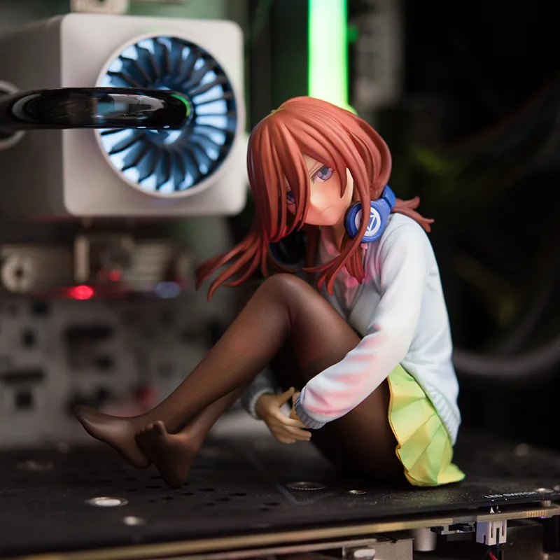 Фигурка аниме Kotobukiya, кукла квинтуплет Мику Накано, 19 см, ПВХ, игрушечная девушка на столе, Коллекционная модель, кукла
Фигурка аниме Kotobukiya, кукла квинтуплет Мику Накано, 19 см, ПВХ, игрушечная девушка на столе, Коллекционная модель, кукла
