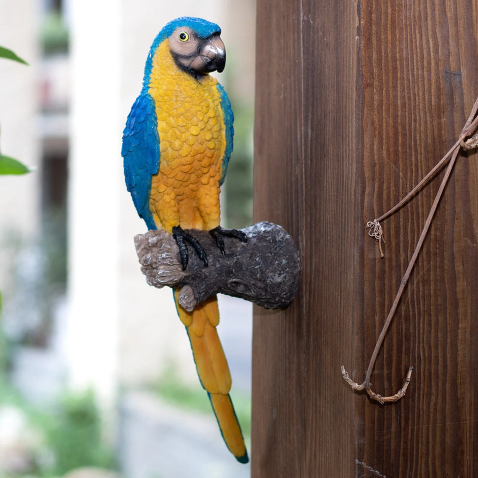 Garden Parrot Statue Lifelike Tropical Yard Macaws Sculpture Decoration Lawn
Garden Parrot Statue Lifelike Tropical Yard Macaws Sculpture Decoration Lawn