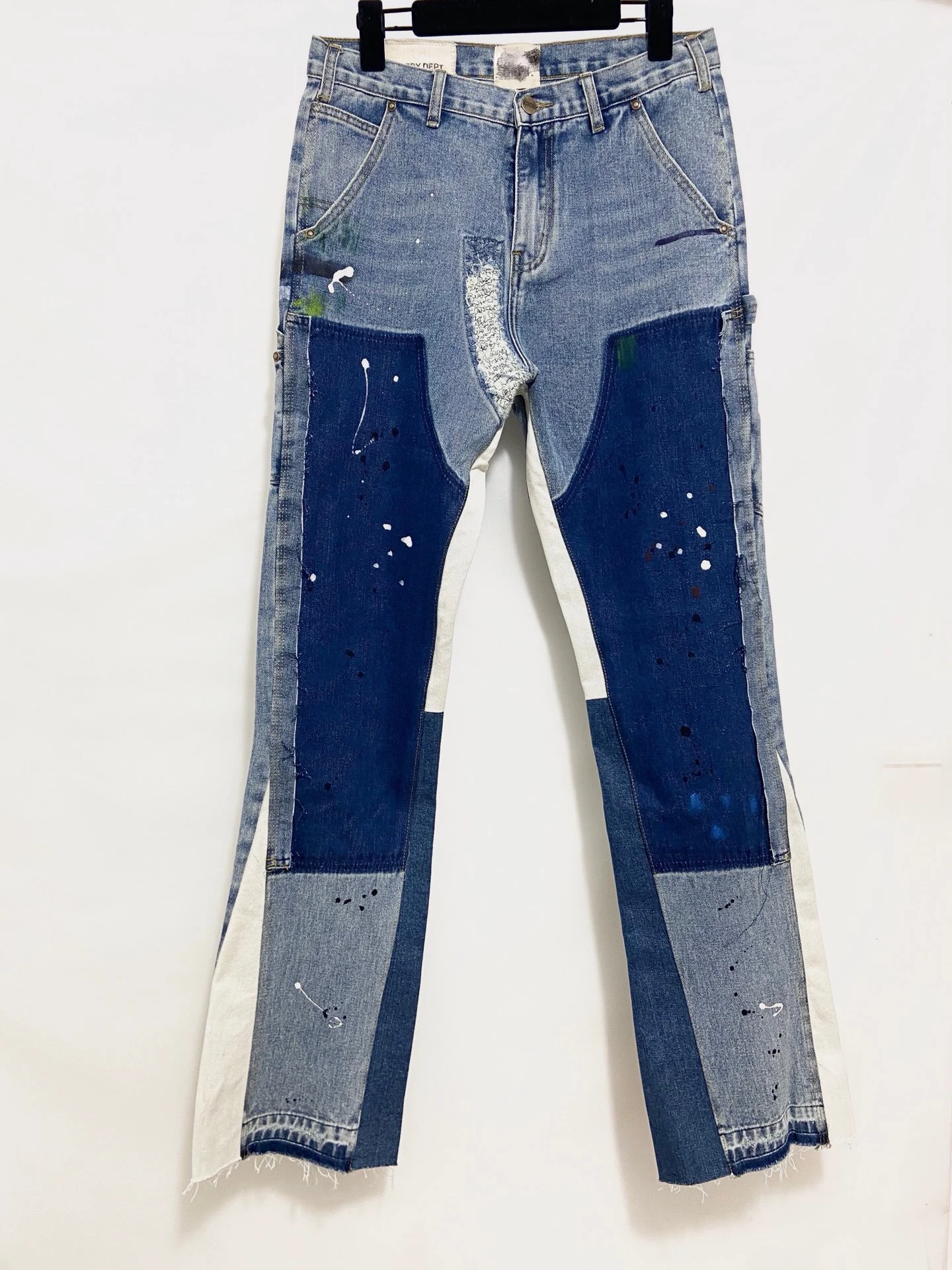 High quality jeans vintage splash graffiti micro-horn stitching wide leg cargo casual pants man 
High quality jeans vintage splash graffiti micro-horn stitching wide leg cargo casual pants man