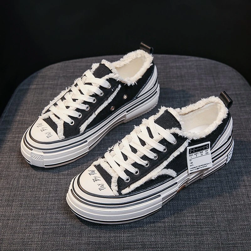 2020 Autumn New Canvas Shoes Women's Korean-Style Casual Shoes All Black Chic Sneakers Good Quality Lace Up Large Size
2020 Autumn New Canvas Shoes Women's Korean-Style Casual Shoes All Black Chic Sneakers Good Quality Lace Up Large Size