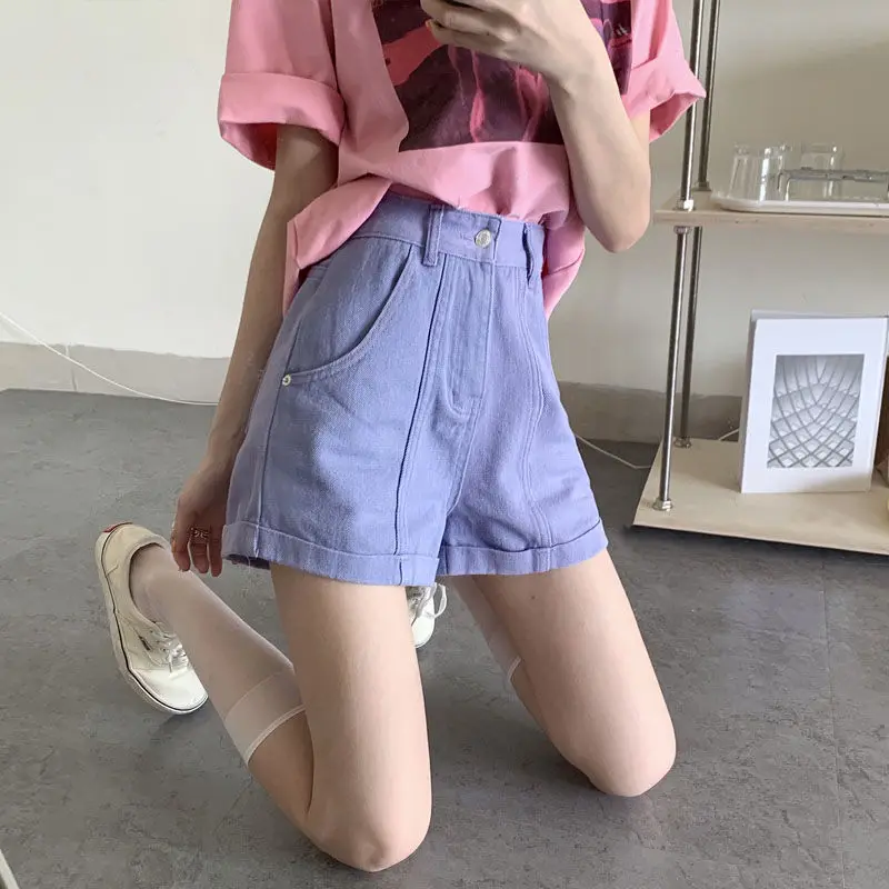 Purple high waist denim shorts women's summer loose 2021 new net red pop design feeling A-line hot pants fashion
Purple high waist denim shorts women's summer loose 2021 new net red pop design feeling A-line hot pants fashion