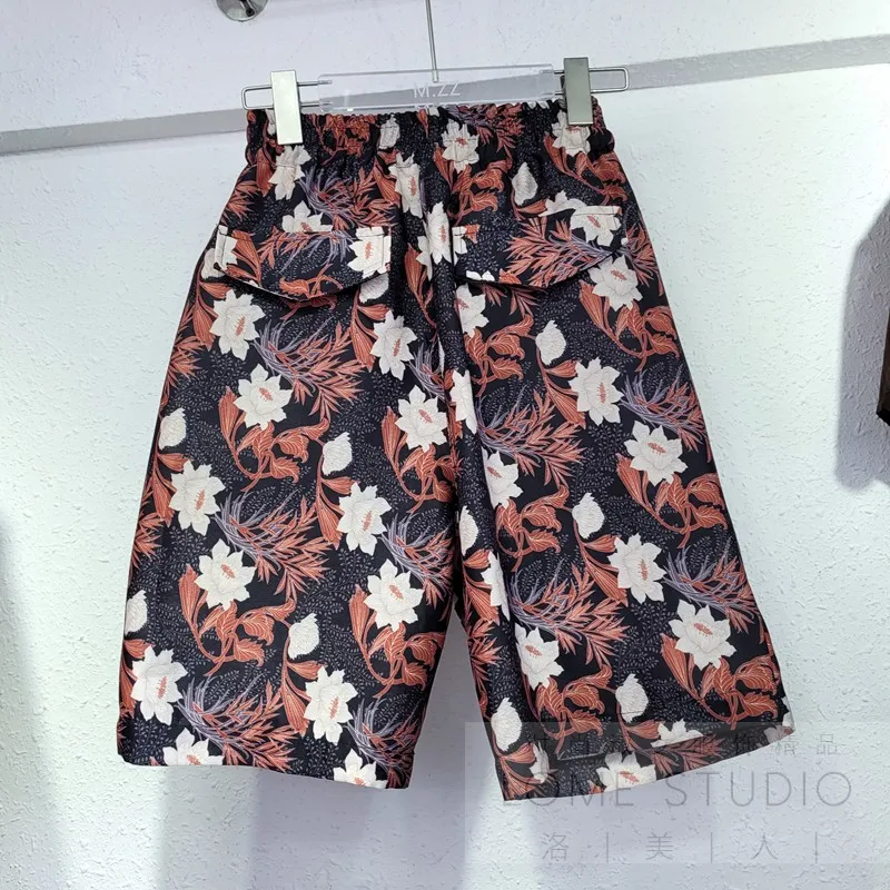 2021 Summer New Women's Half Pants Fashion Trendy Flower Print Shorts Women's Fifth Pants Pirate Short Zipper Double Pocket
2021 Summer New Women's Half Pants Fashion Trendy Flower Print Shorts Women's Fifth Pants Pirate Short Zipper Double Pocket