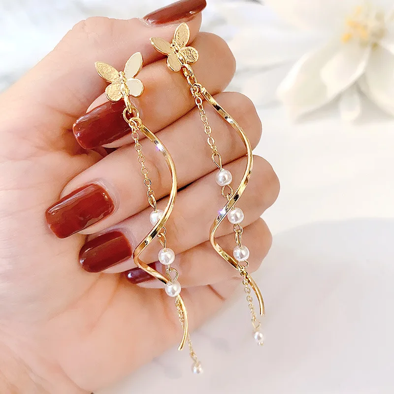 Fashion Earrings Jewelry Latest Women's Earrings Hot Style Fashion Wild Long Tassel Earrings Female Retro Girl Heart Earrings
Fashion Earrings Jewelry Latest Women's Earrings Hot Style Fashion Wild Long Tassel Earrings Female Retro Girl Heart Earrings