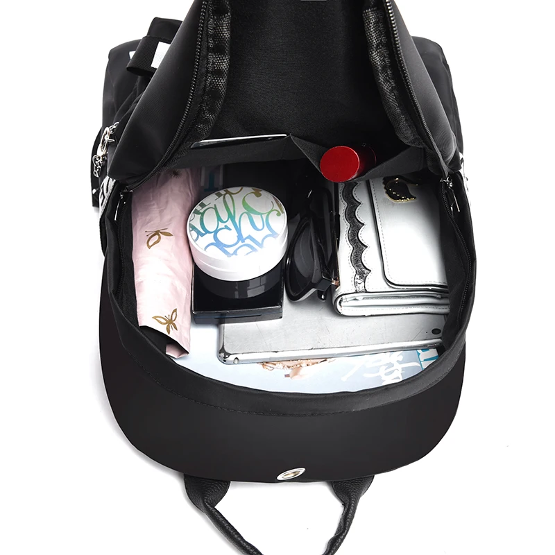 Trend Chain Backpack for Women Bow Designer School Bag Lady Large Capacity Double Zipper Female Waterproof Mochila Girls Bookbag
Trend Chain Backpack for Women Bow Designer School Bag Lady Large Capacity Double Zipper Female Waterproof Mochila Girls Bookbag