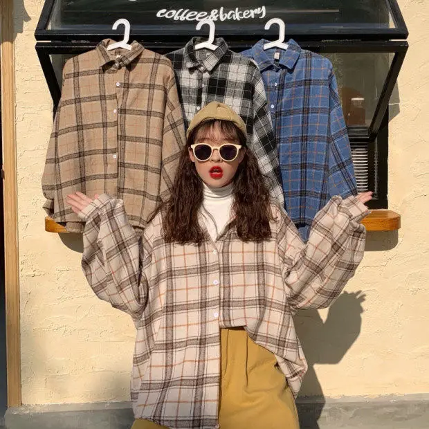 Spring Harajuku Bat Sleeve Shirt Women's Medium Length Loose Korean Large Plaid Shirt Cardigan Coat
Spring Harajuku Bat Sleeve Shirt Women's Medium Length Loose Korean Large Plaid Shirt Cardigan Coat