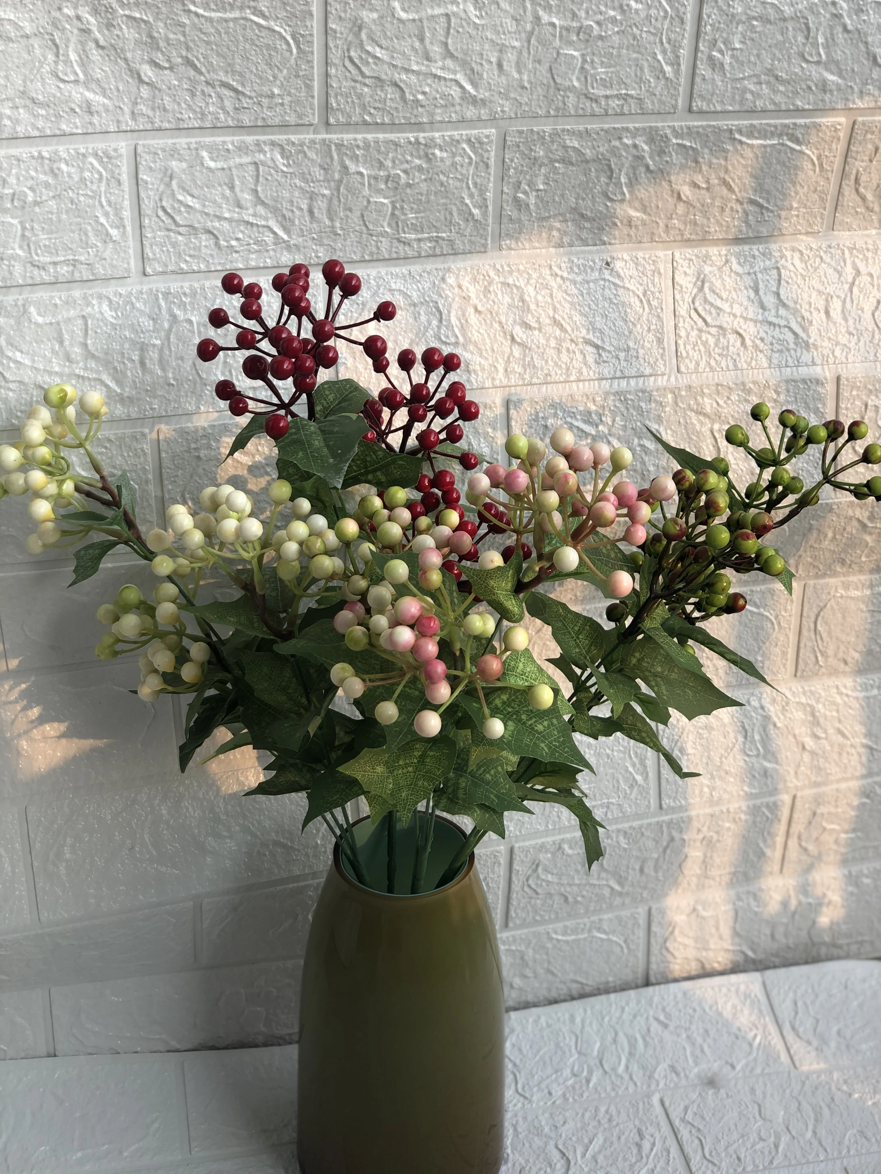 3head Artificial Berries Leaf Flower Christmas Fruit Berry Small Foam Flowers Decoration Wedding Home Table Plant Arrangment
3head Artificial Berries Leaf Flower Christmas Fruit Berry Small Foam Flowers Decoration Wedding Home Table Plant Arrangment