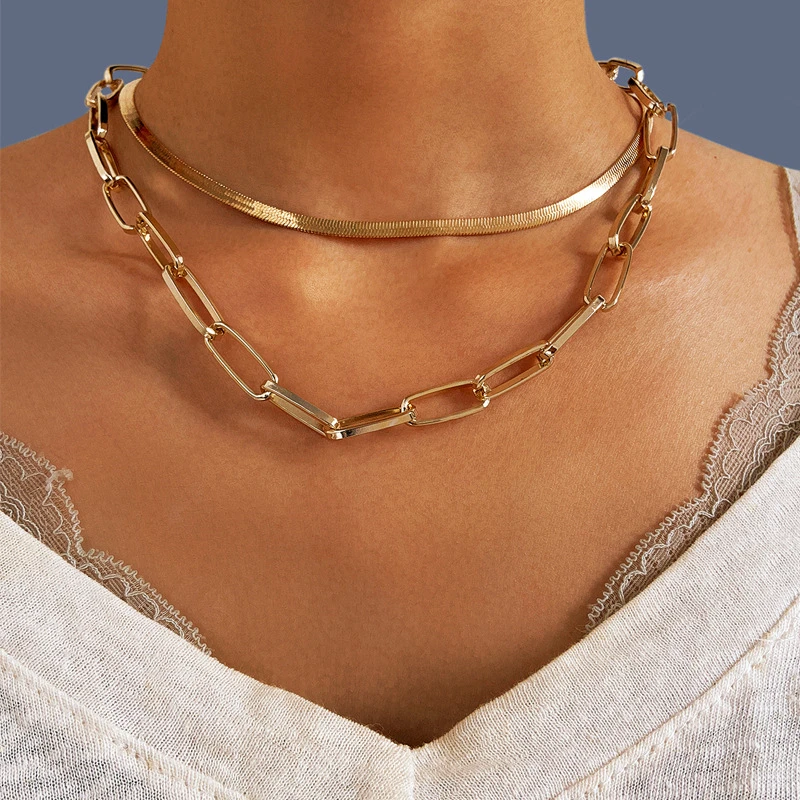 Bohemian Multilayer Snake Bone Necklace Thick Chain Gold Metal Men Charms Pendant Choker Charm Jewelry Accessories Gift
Bohemian Multilayer Snake Bone Necklace Thick Chain Gold Metal Men Charms Pendant Choker Charm Jewelry Accessories Gift
