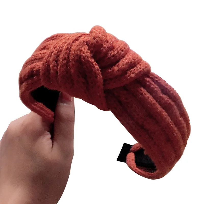 New Knitted Wool Headband Woven Twist Hair Accessories Wash Hairpin Red 2020 Autumn and Winter Wide Side Middle Knot Net Female
New Knitted Wool Headband Woven Twist Hair Accessories Wash Hairpin Red 2020 Autumn and Winter Wide Side Middle Knot Net Female