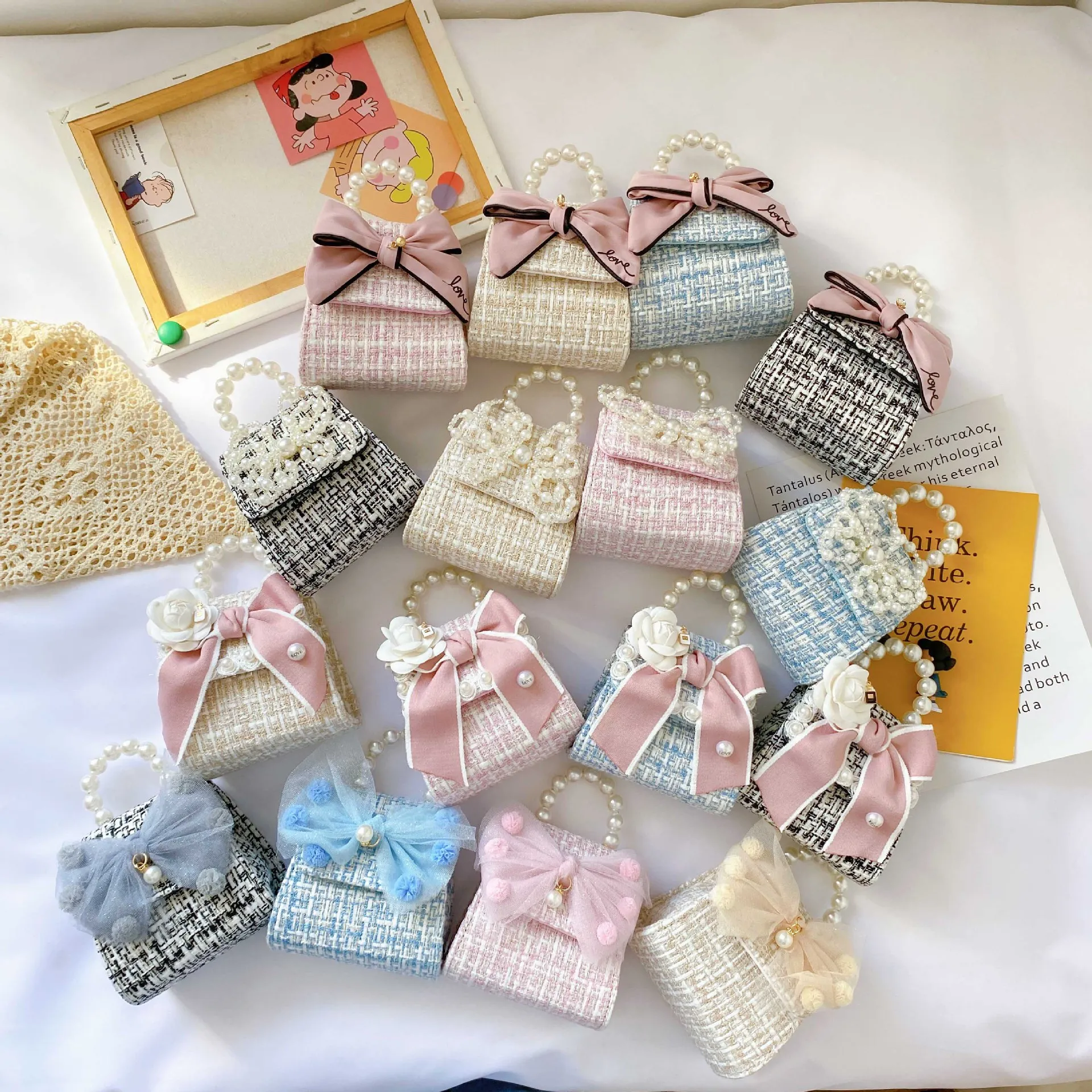 Korean Children's Mini Handbags Cute Woolen Girls Crossbody Bag Kids Small Party Pearl Coin Hand Bag Pouch Gift
Korean Children's Mini Handbags Cute Woolen Girls Crossbody Bag Kids Small Party Pearl Coin Hand Bag Pouch Gift