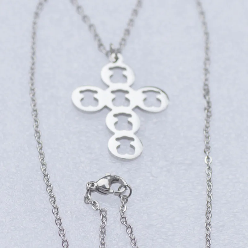Bear Pendant Set Stainless Steel Memorial Cross jewelry Memorial Animal Pendant Necklace Pendant 2.5*3.5 CM 
Bear Pendant Set Stainless Steel Memorial Cross jewelry Memorial Animal Pendant Necklace Pendant 2.5*3.5 CM