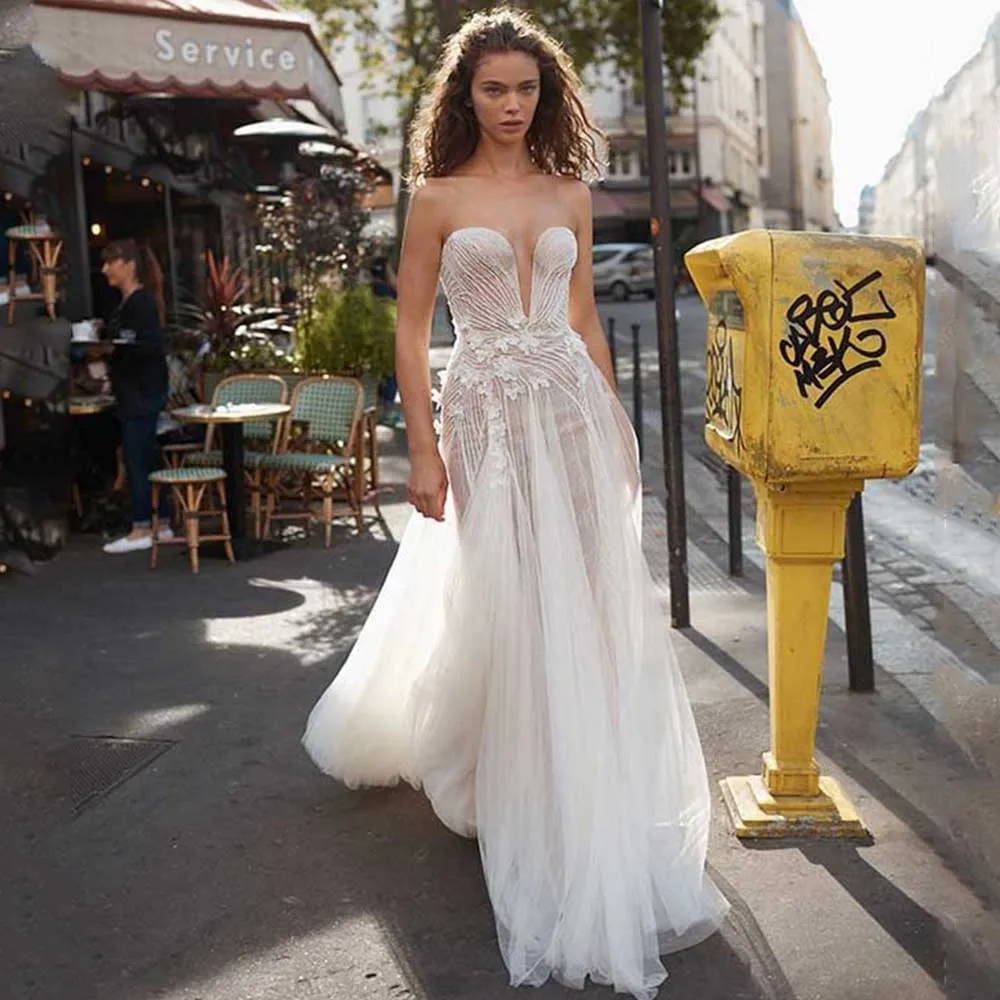 Sevintage Sweetheart Boho Wedding Dresses Flowers Applique Bridal Gowns Beach Wedding Gown Robe De Mariee
Sevintage Sweetheart Boho Wedding Dresses Flowers Applique Bridal Gowns Beach Wedding Gown Robe De Mariee