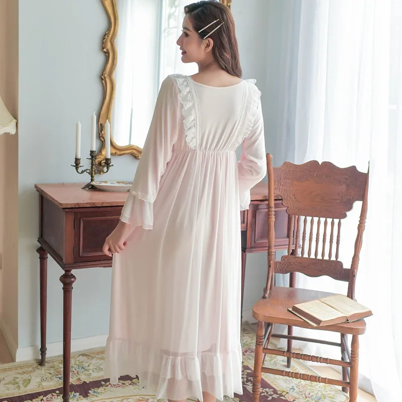 Atumn Spring Sexy V-neck Women's Long Nightgowns Modal Gauze Vintage Lace Princess Loose Night Dress Solid Color
Atumn Spring Sexy V-neck Women's Long Nightgowns Modal Gauze Vintage Lace Princess Loose Night Dress Solid Color