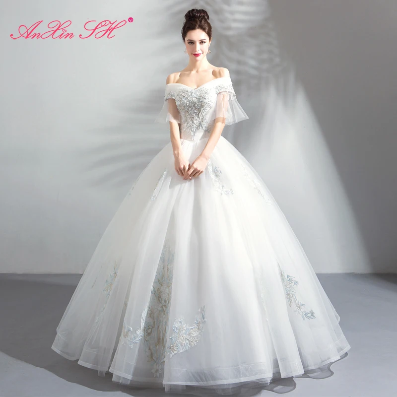 AnXin SH vintage Princess vintage flower lace white luxury beading crystal flower boat neck ruffles bride wedding dress 5156
AnXin SH vintage Princess vintage flower lace white luxury beading crystal flower boat neck ruffles bride wedding dress 5156