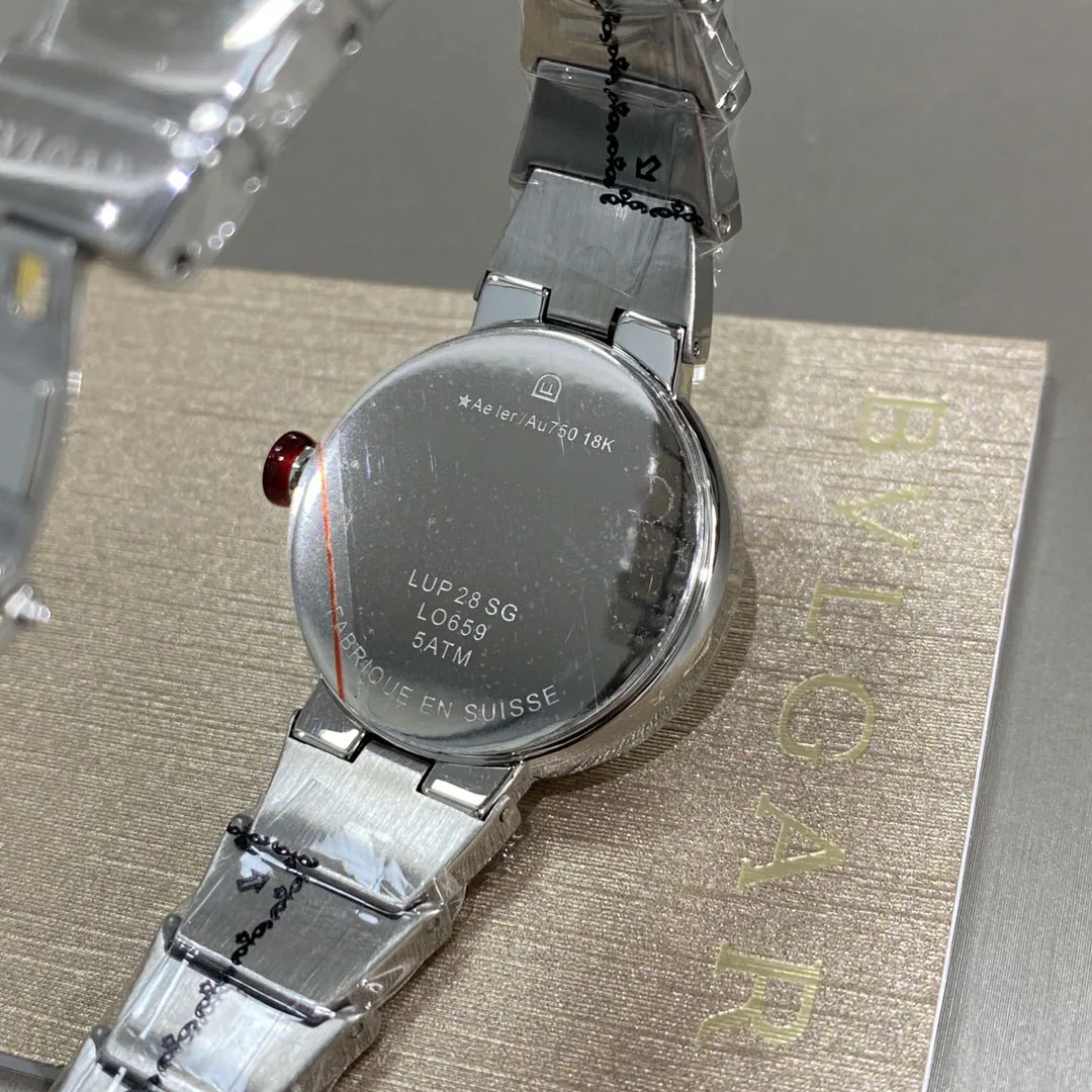 Ladies Watch Swiss Quartz LVCEA INTARSIO MARQUETRY 33MM Stainless Steel Diamond Fritillary Fashion replica Women
Ladies Watch Swiss Quartz LVCEA INTARSIO MARQUETRY 33MM Stainless Steel Diamond Fritillary Fashion replica Women