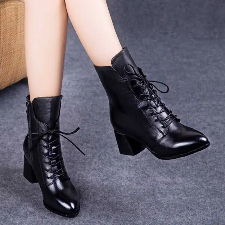 Pop Buckle Winter Motorcycle Boots Women British Style Ankle Boots Gothic Punk Low Heel ankle Boot Women Shoe Plus Size
Pop Buckle Winter Motorcycle Boots Women British Style Ankle Boots Gothic Punk Low Heel ankle Boot Women Shoe Plus Size