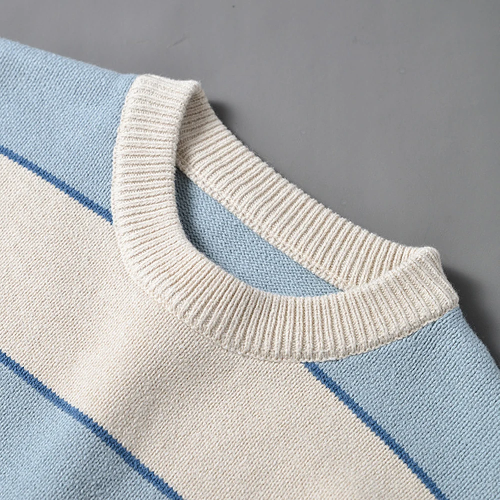 Covrlge Sweater Men's New Autumn Fashion Contrast Color Casual Stripes Round Neck Trendy Warm Comfortable Cotton Top MZM103
Covrlge Sweater Men's New Autumn Fashion Contrast Color Casual Stripes Round Neck Trendy Warm Comfortable Cotton Top MZM103