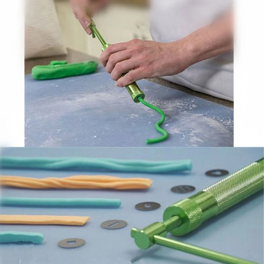 Baking Cake Mold Tool Rotary Fondant Cream Clay Mud Sculpting Decoration DIY Sugarcraft Tools
Baking Cake Mold Tool Rotary Fondant Cream Clay Mud Sculpting Decoration DIY Sugarcraft Tools