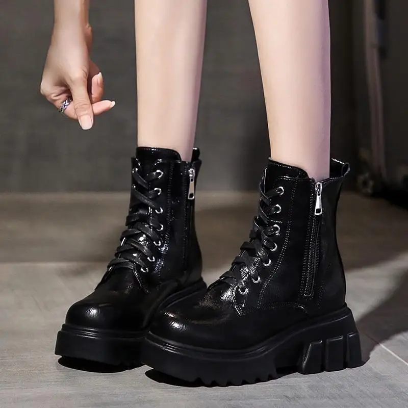 2021 Spring Models Fashion Inner Height Boots Non-slip Wear-resistant Ankle Boots Ladies Martin Boots
2021 Spring Models Fashion Inner Height Boots Non-slip Wear-resistant Ankle Boots Ladies Martin Boots
