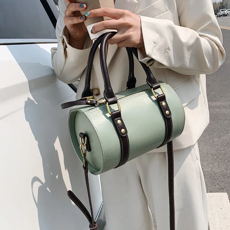 Hot bolsos mujer 2020 marca famosa lujo Summer new trendy tote bag for woman fashion leather Boston handbags lady crossbody bag
Hot bolsos mujer 2020 marca famosa lujo Summer new trendy tote bag for woman fashion leather Boston handbags lady crossbody bag