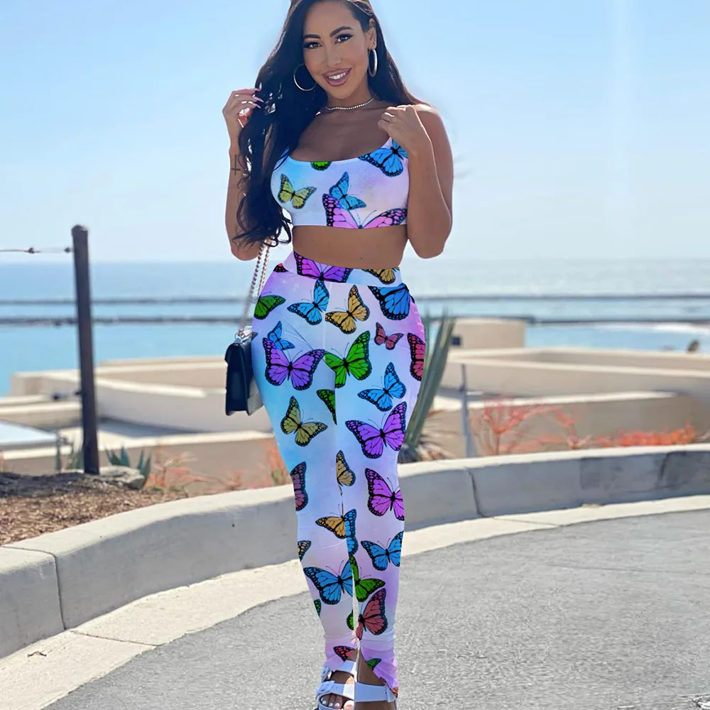 2021 New Trendy Women Two Piece Set Tracksuit Ladies Scarf Print Crop Top & High Waist Pants Set
2021 New Trendy Women Two Piece Set Tracksuit Ladies Scarf Print Crop Top & High Waist Pants Set