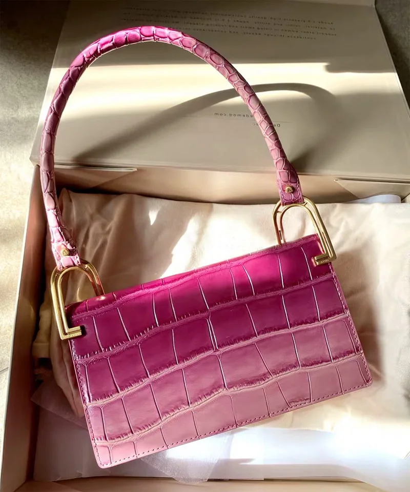 Firmранчо Женская Ретро тренд градиентный розовый крокодиловый узор Высокое качество портативная квадратная сумка через плечо
Firmранчо Женская Ретро тренд градиентный розовый крокодиловый узор Высокое качество портативная квадратная сумка через плечо