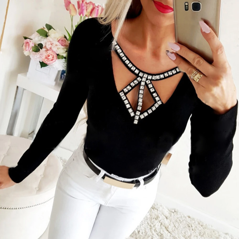 2021 Women Hot Rhinestone Sexy Top Deep V Neck Studded Hollow Solid Long Sleeve Knitted Tight Slim Tunic 
2021 Women Hot Rhinestone Sexy Top Deep V Neck Studded Hollow Solid Long Sleeve Knitted Tight Slim Tunic
