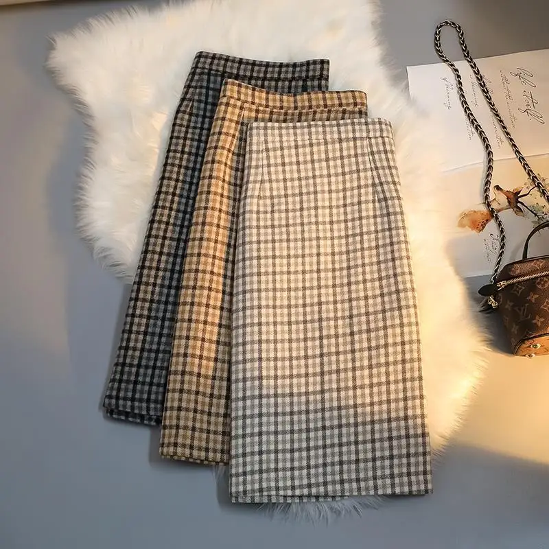 Woolen Plaid Skirt Korea 2021 New Autumn Winter Women High Waist Split A-Line Bodycon Skirt Office Lady Midi Long Pencil Skirts
Woolen Plaid Skirt Korea 2021 New Autumn Winter Women High Waist Split A-Line Bodycon Skirt Office Lady Midi Long Pencil Skirts